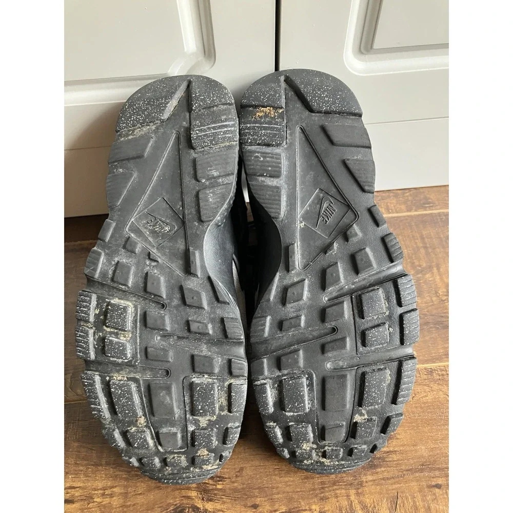 Nike pre owned